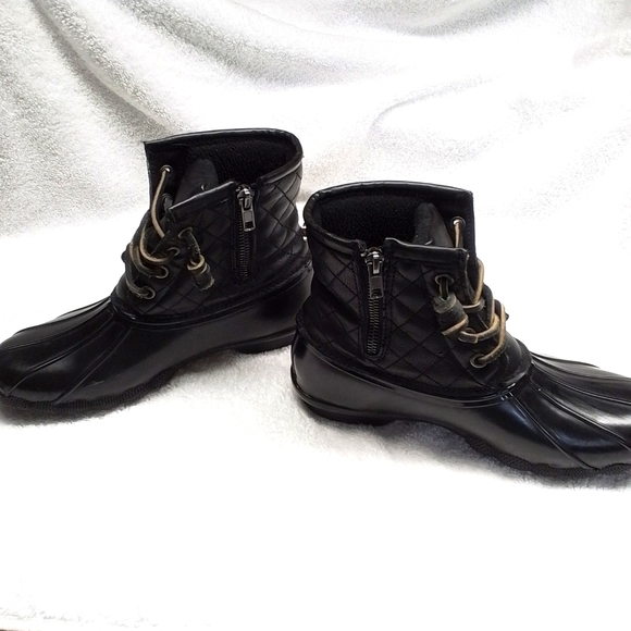 Steve Madden Tillis duck booties - Picture 2 of 4
